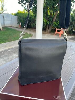 Coach Y2K Black Leather Messenger Crossbody